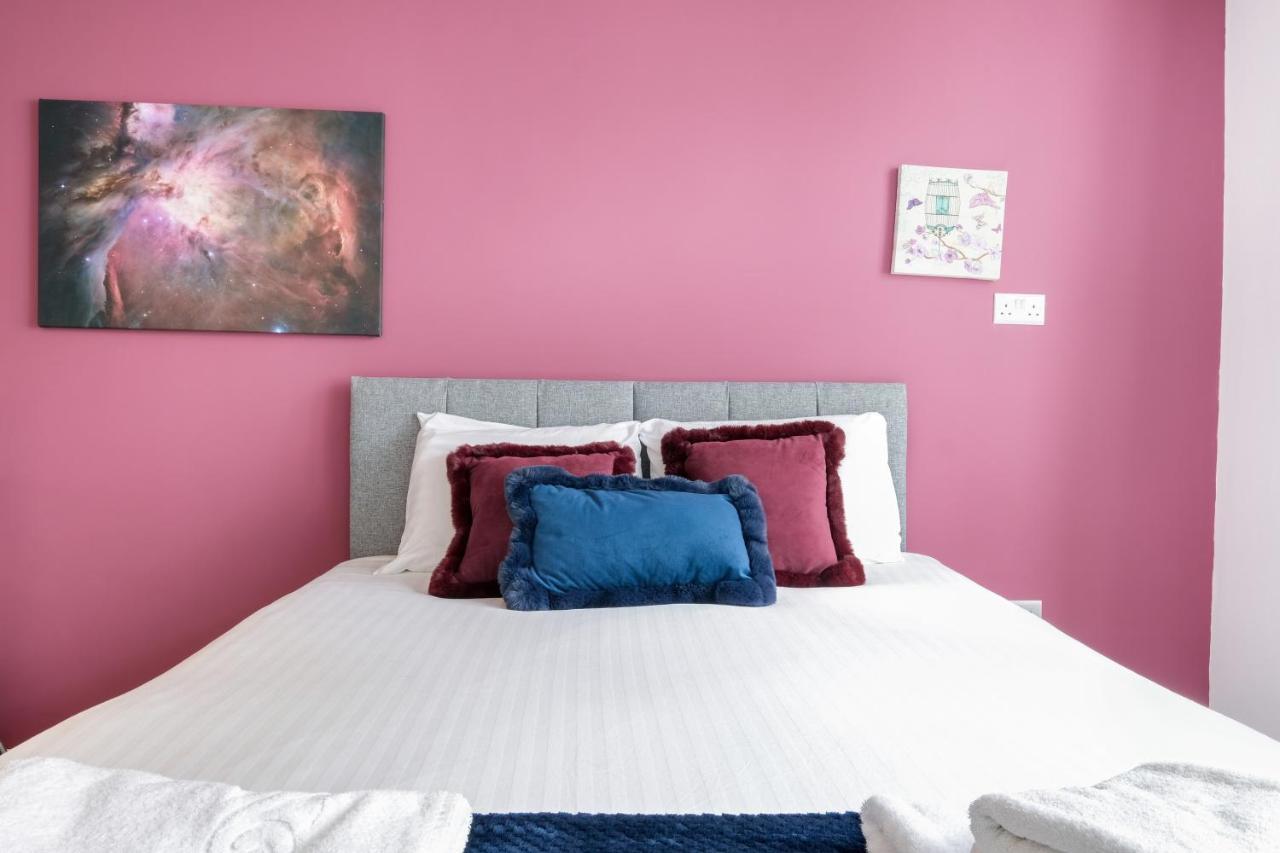 Wembley Fernbank Studios Sudbury Hill Harrow Self-Contained Studios With En-Suite المظهر الخارجي الصورة
