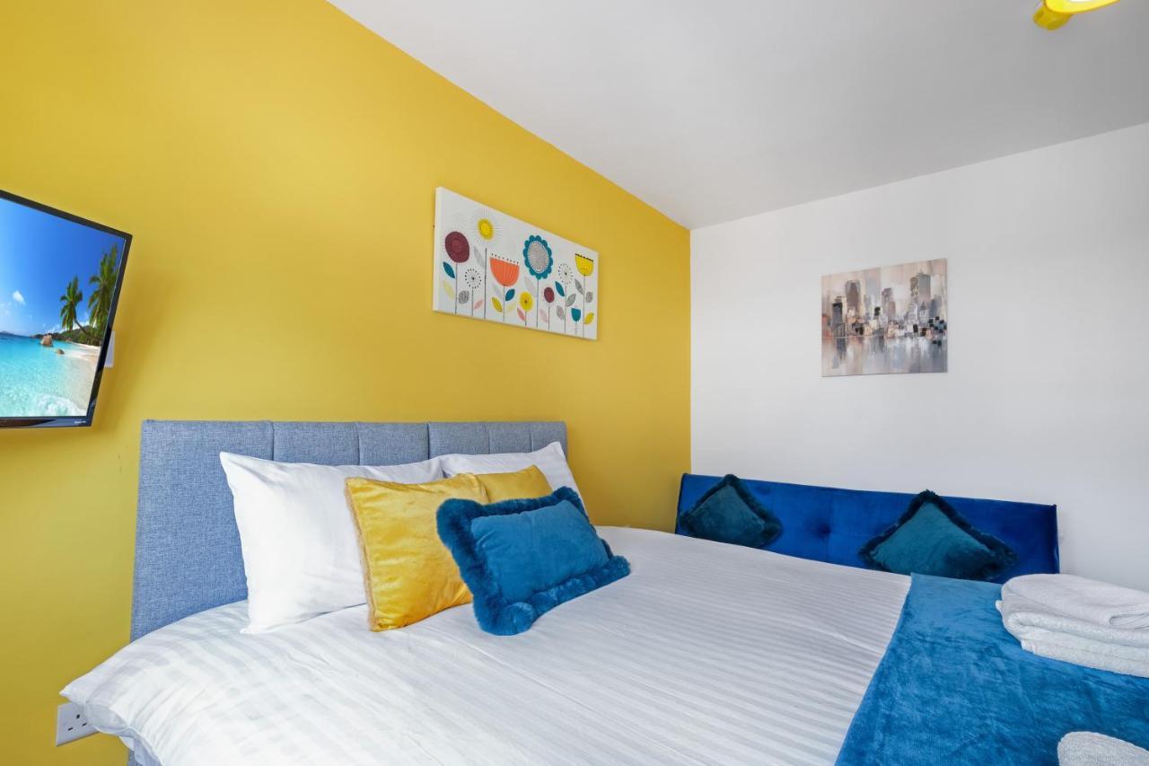 Wembley Fernbank Studios Sudbury Hill Harrow Self-Contained Studios With En-Suite المظهر الخارجي الصورة