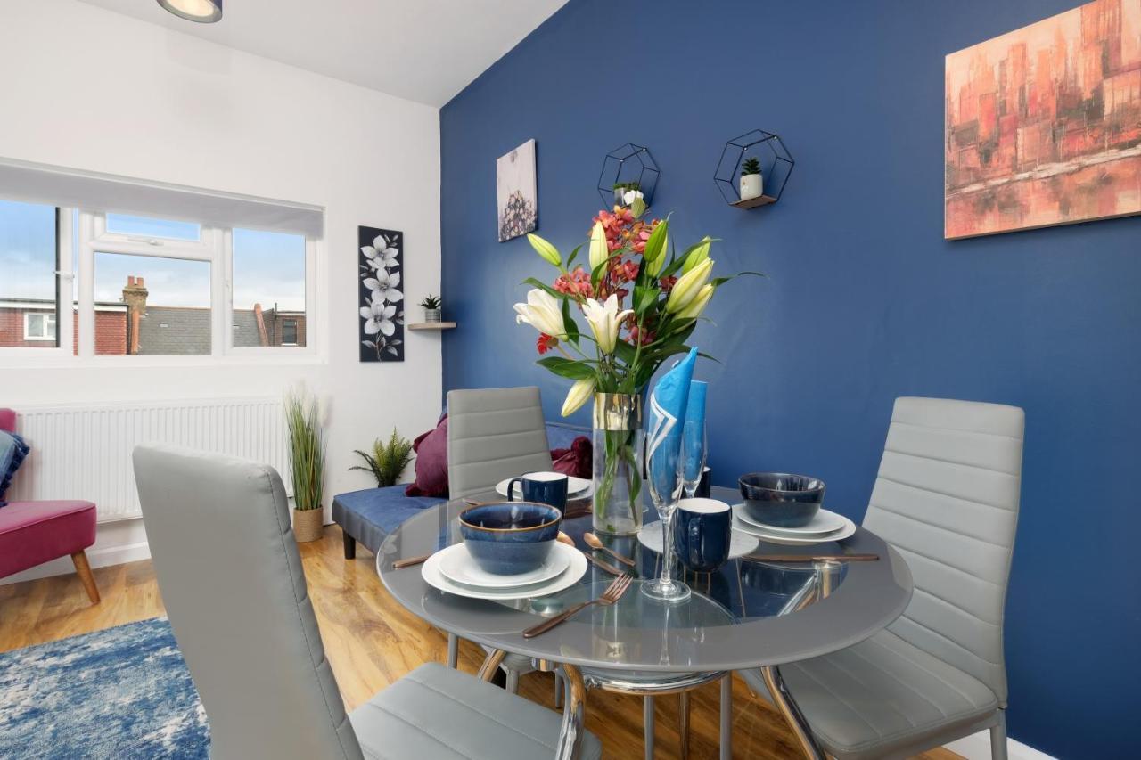 Wembley Fernbank Studios Sudbury Hill Harrow Self-Contained Studios With En-Suite المظهر الخارجي الصورة